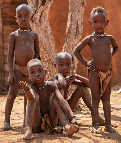 Copy of Black and Red Modern Motivation Quote LinkedIn Post (600 x 600 px)